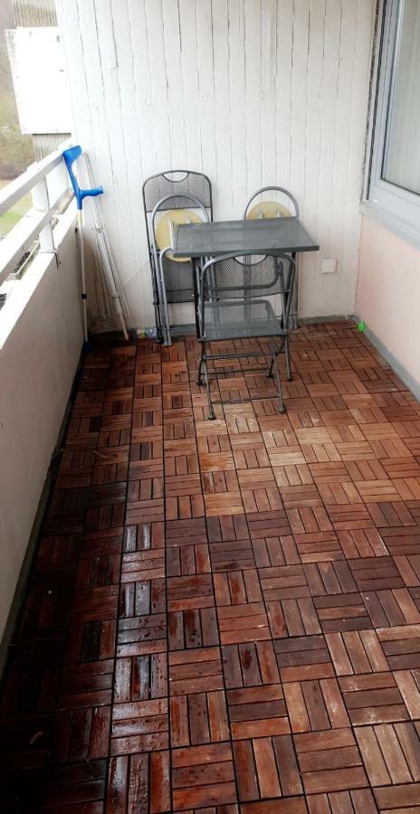 Sehr Schoene Drei Zimmer Deluex Wohnung In ซินเดลฟิงเงน ภายนอก รูปภาพ